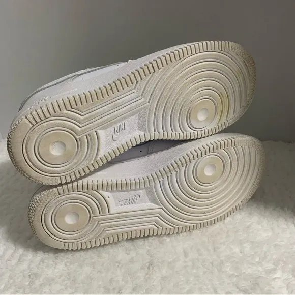 Nike Air Force 1 Low GS Triple White Shoes DH2920-111‎ Size 6y