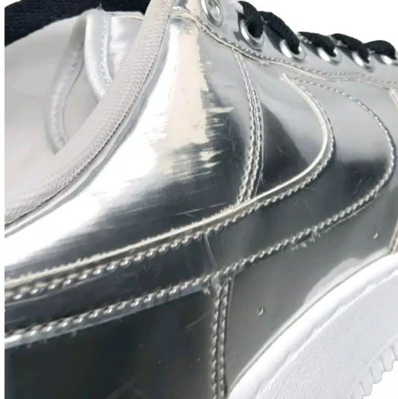 Nike Air Force 1 Low Metallic Chrome Womens Size 13.5 Shoes CQ6566-001 Silver