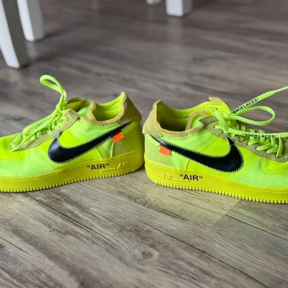 Nike Air Force 1 Low Off-White Volt