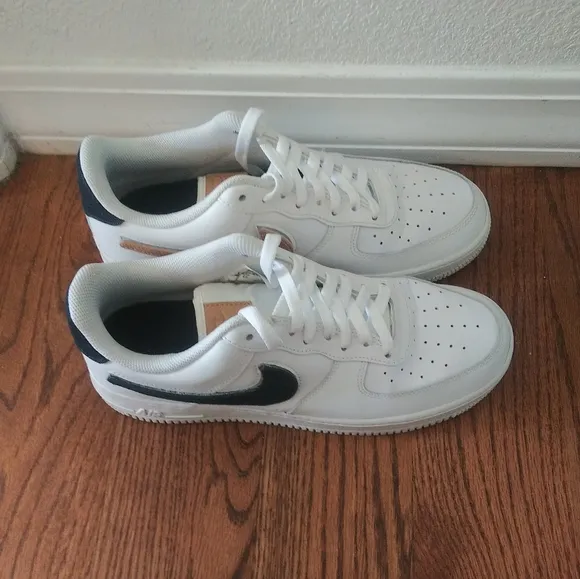 Nike Air Force 1 Low Shoes Removable Swoosh