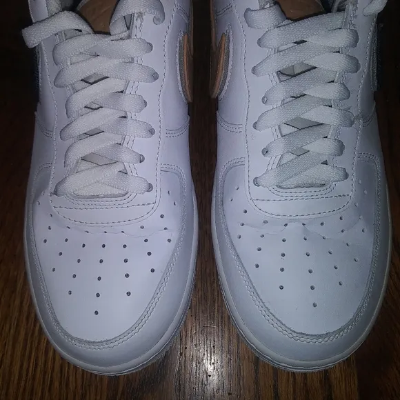 Nike Air Force 1 Low Shoes Removable Swoosh