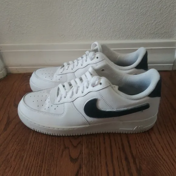 Nike Air Force 1 Low Shoes Removable Swoosh