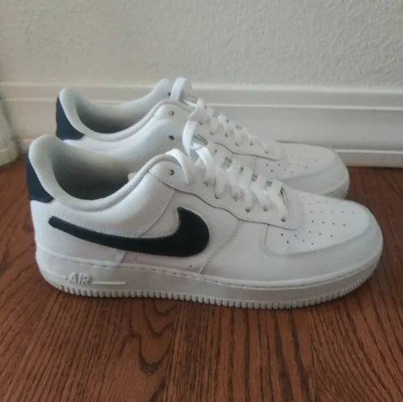 Nike Air Force 1 Low Shoes Removable Swoosh
