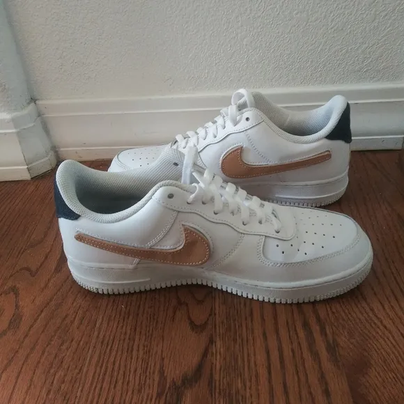 Nike Air Force 1 Low Shoes Removable Swoosh