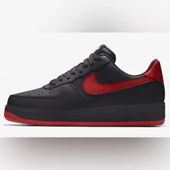 Nike Air Force 1 low top red swoosh size 6 Y