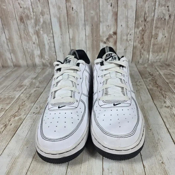 Nike Air Force 1 Low Top Sneakers Contrast Stitch White Black 7Y‎ womens 8.5