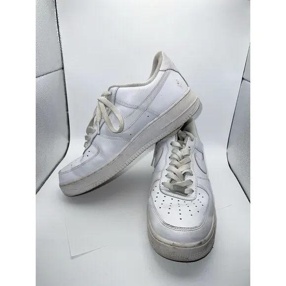 Nike Air Force 1 Low Triple White Shoes Sneakers Men’s Size 10 CW2288-111