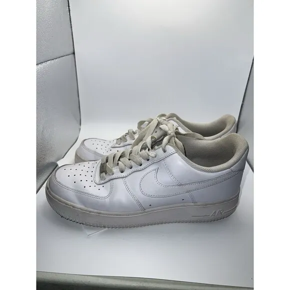 Nike Air Force 1 Low Triple White Shoes Sneakers Men’s Size 10 CW2288-111