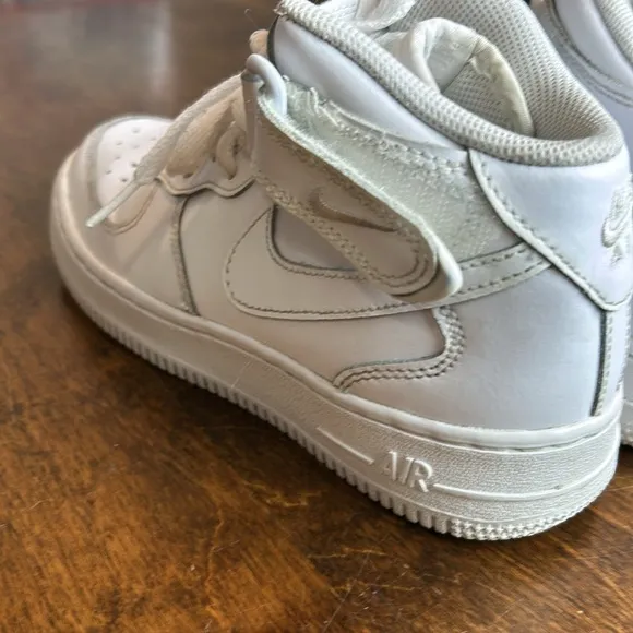 NIKE  AIR FORCE 1
