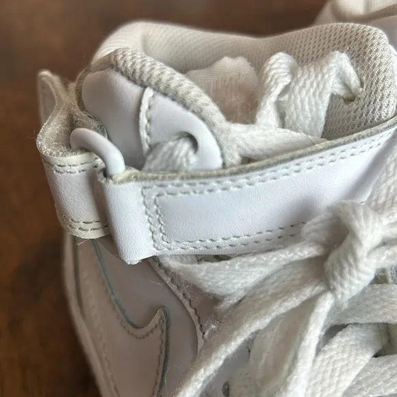 NIKE  AIR FORCE 1