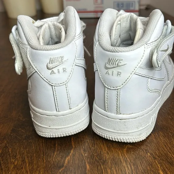 NIKE  AIR FORCE 1