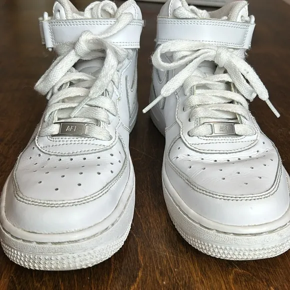 NIKE  AIR FORCE 1