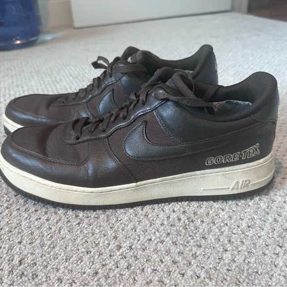 Nike Air Force Goretex shoes