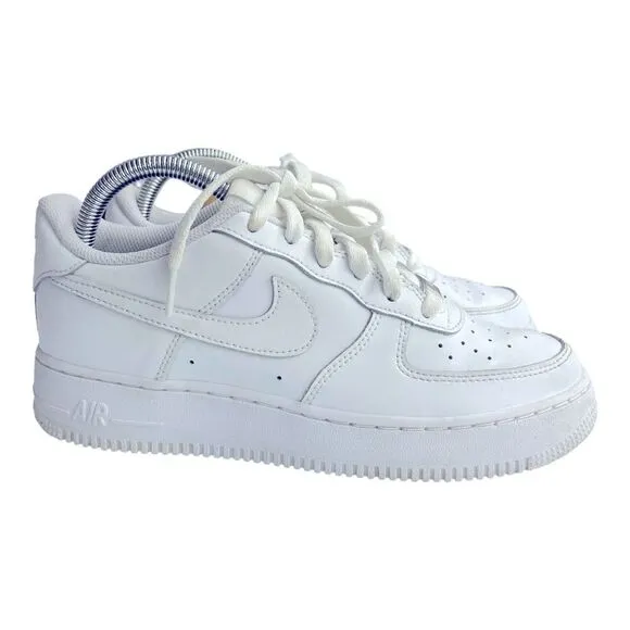 Nike Air Force One AF1 07' Low Triple White Sneaker Shoes size 6 Youth