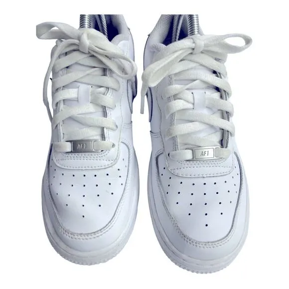 Nike Air Force One AF1 07' Low Triple White Sneaker Shoes size 6 Youth