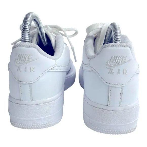 Nike Air Force One AF1 07' Low Triple White Sneaker Shoes size 6 Youth