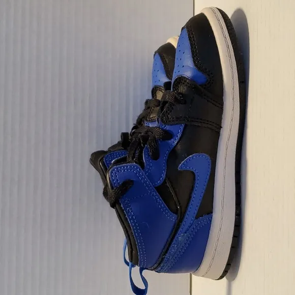 Nike Air Jordan 1 Mid AJ1 High Top Baseball Sneakers Shoes Toddler 9C YOUTH KIDS