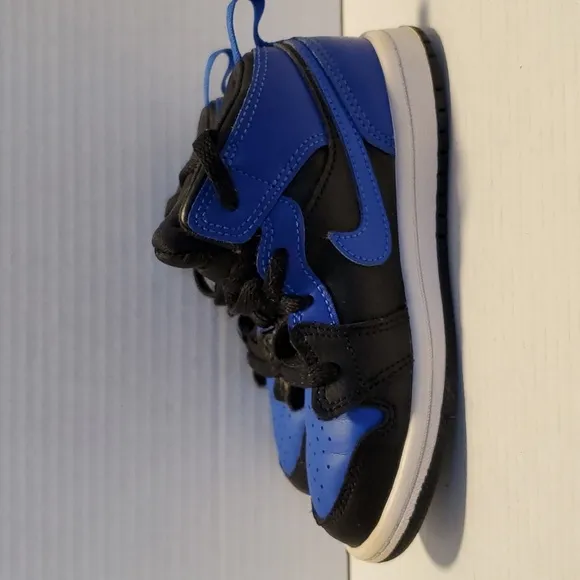 Nike Air Jordan 1 Mid AJ1 High Top Baseball Sneakers Shoes Toddler 9C YOUTH KIDS