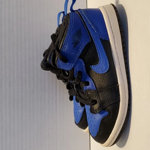 Nike Air Jordan 1 Mid AJ1 High Top Baseball Sneakers Shoes Toddler 9C YOUTH KIDS