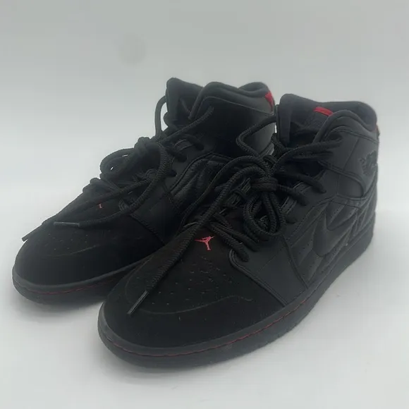 Nike Air Jordan 1 Retro 99 “Bred&quot; Men's Size 11.5 BlackRed Last Shot 654140-001