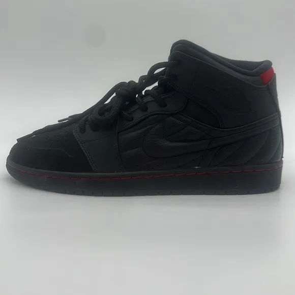 Nike Air Jordan 1 Retro 99 “Bred&quot; Men's Size 11.5 BlackRed Last Shot 654140-001