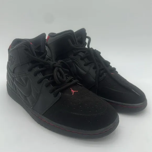 Nike Air Jordan 1 Retro 99 “Bred&quot; Men's Size 11.5 BlackRed Last Shot 654140-001