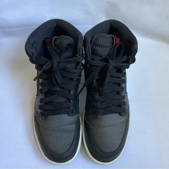 Nike Air Jordan 1 Retro High OG BG Black Satin Gym Red Shoes 5.5Y/ 7W