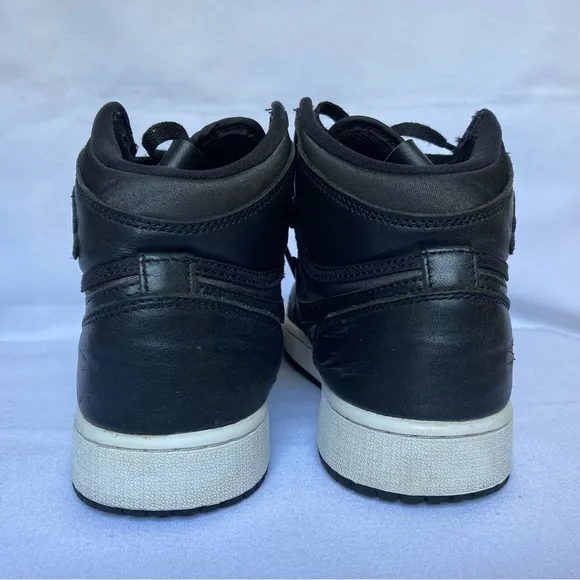 Nike Air Jordan 1 Retro High OG BG Black Satin Gym Red Shoes 5.5Y/ 7W