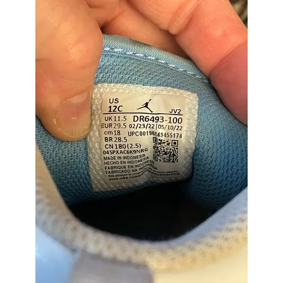 Nike Air Jordan 12 Children light blue game winner high top sneakers DR6493-100