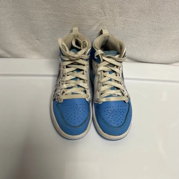Nike Air Jordan 12 Children light blue game winner high top sneakers DR6493-100