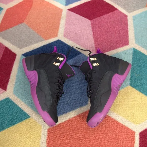 NIKE AIR JORDAN 12 RETRO GG BLACK-HYPER VIOLET SZ 5Y [510815-018]
