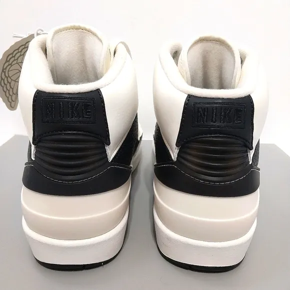 Nike Air Jordan 2 Retro Sail Sneakers, NWT, Size‎ 8.5| EUR 40