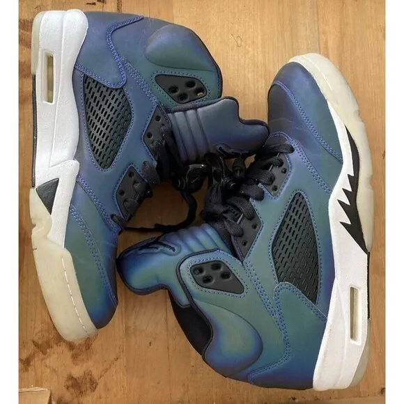 Nike Air Jordan 5 Retro Oil Grey Sneakers Womens Size 8.5 High Top CD2722-001