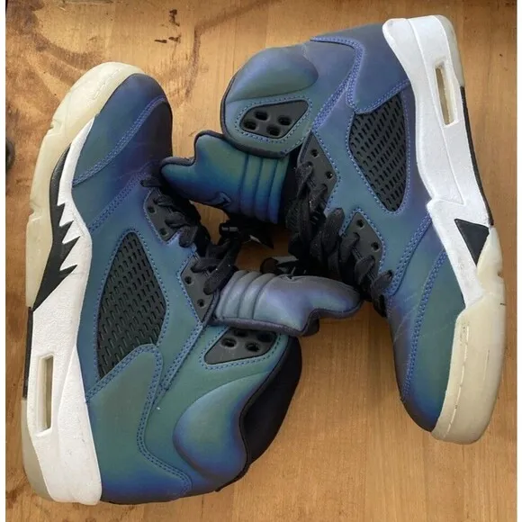 Nike Air Jordan 5 Retro Oil Grey Sneakers Womens Size 8.5 High Top CD2722-001