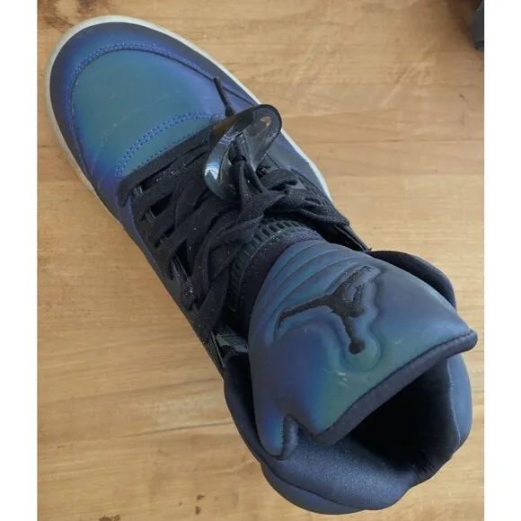 Nike Air Jordan 5 Retro Oil Grey Sneakers Womens Size 8.5 High Top CD2722-001