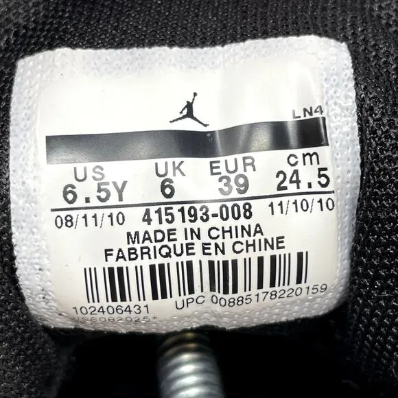 Nike Air Jordan Black Take Flight high Tops 6.5Y Youth