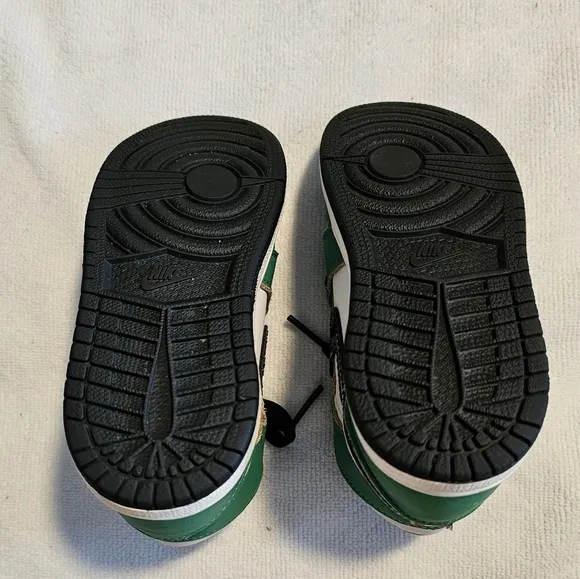 Nike Air Jordan Retro 1 High OG TD Lucky Green Nike Air Jordan 1 Toddler Size 9C