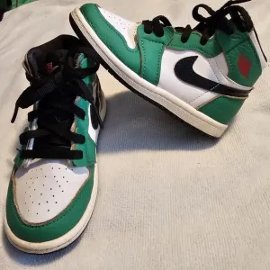 Nike Air Jordan Retro 1 High OG TD Lucky Green Nike Air Jordan 1 Toddler Size 9C