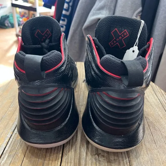 Nike Air Jordan Retro “MJ Day” XXXII “Banned” Black &amp; Red AA1254-001 Sz 4Y