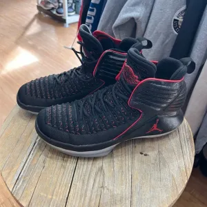 Nike Air Jordan Retro “MJ Day” XXXII “Banned” Black &amp; Red AA1254-001 Sz 4Y