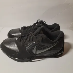NIKE AIR LOW BASKETBALL SHOES