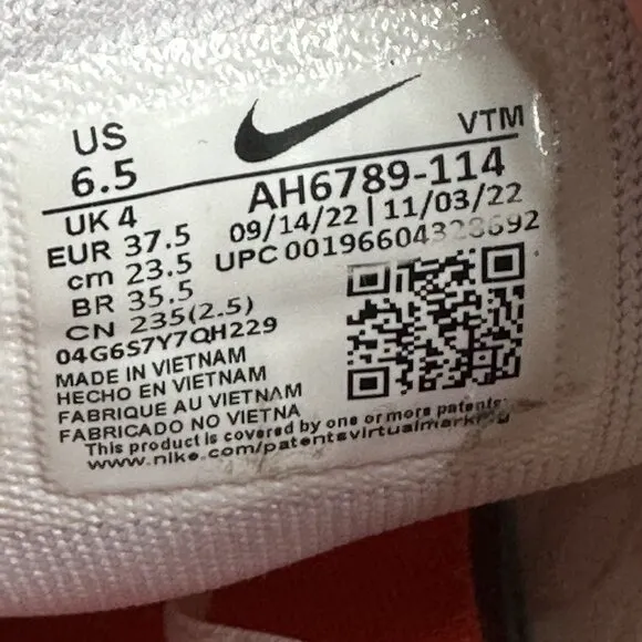 Nike Air Max 270 Womens Size 6.5 Shoes White/Crimson Athletic Running Sneakers