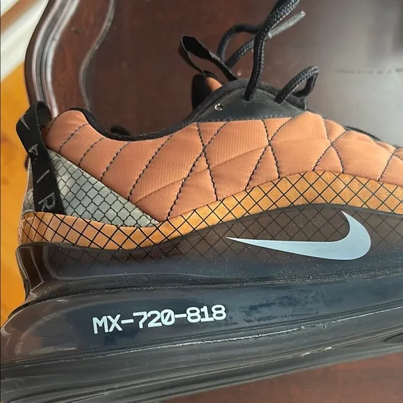 Nike Air Max 720-818 Men's Shoes - Brown