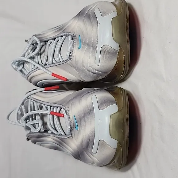 Nike Air‎ Max 720 AR9293-011 Airbrush Running Shoes Grey/Rainbow Men's Size 9