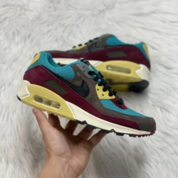 Nike Air Max 90 NRG Low Mens Sportswear Shoes Brown DC6083-200 VNDS Size 8