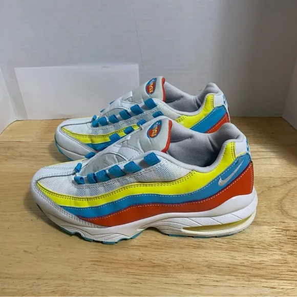 Nike Air Max 95 Casual Sneakers CK0055-400 Size 6Y Women's Size‎ 8