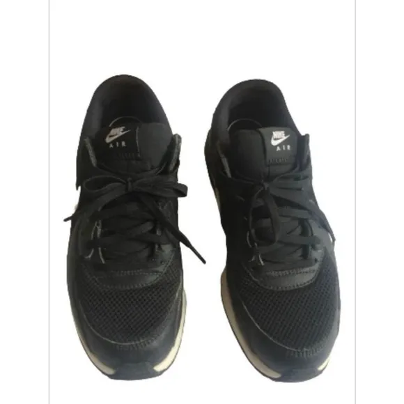 NIKE AIR MAX EXCEE WOMEN’S RUNNING SHOES BLACK/WHITE CD5432-003 US SIZE 7.5