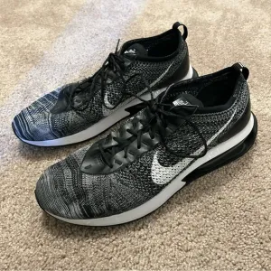 Nike Air Max FlyKnit Racer Shoes Black and White Men’s Size 15 US 49.5 EU