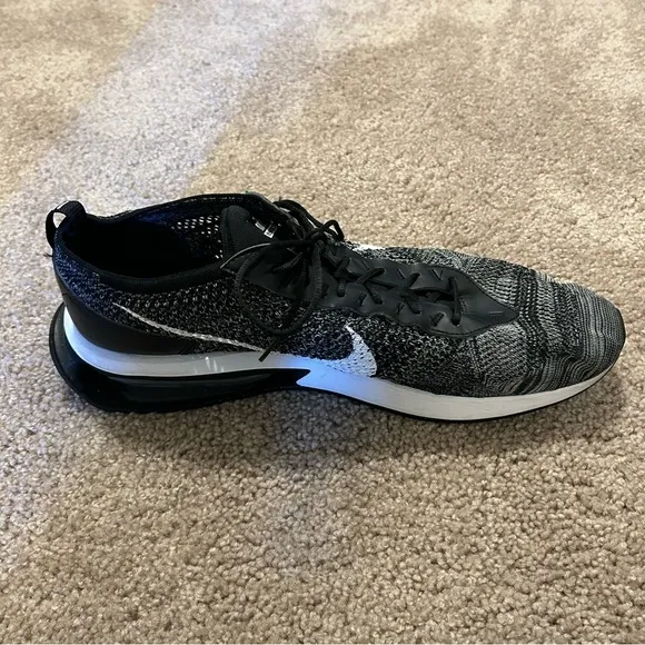 Nike Air Max FlyKnit Racer Shoes Black and White Men’s Size 15 US 49.5 EU