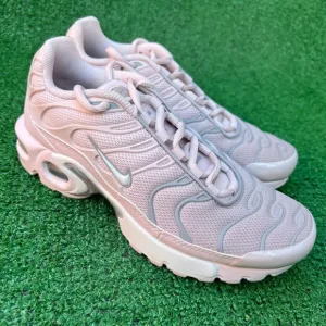 Nike Air Max GS Plus Barely Rose Pink White size 5Y /Women’s Sz 6.5 Pre-owned